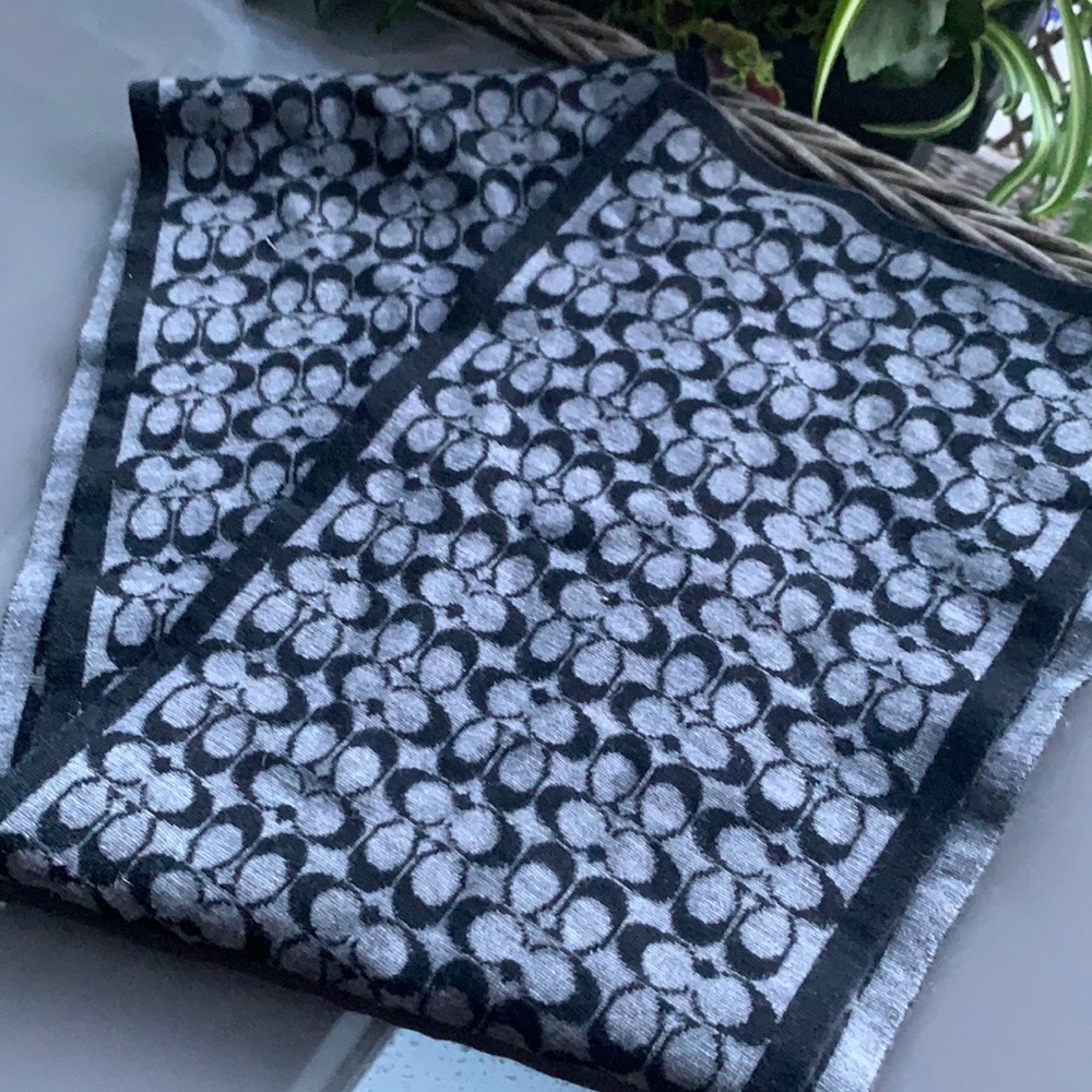 Coach Grey/black Monogrammed MerinoWool Scarf